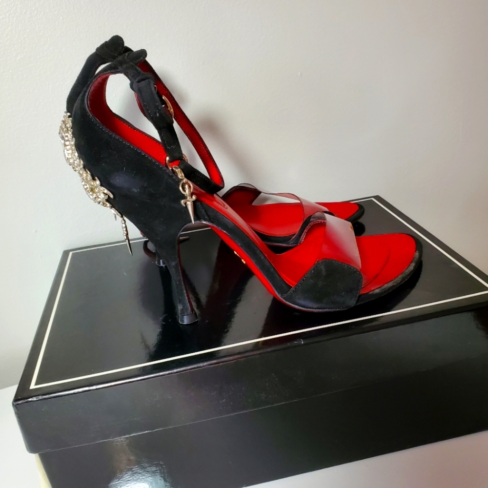 Cesari Paciotti heels